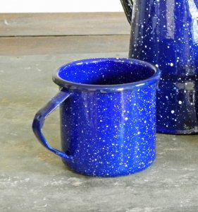 Coffee mug 300ml vintage look blue enamel