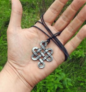 Infinity knot Celtic