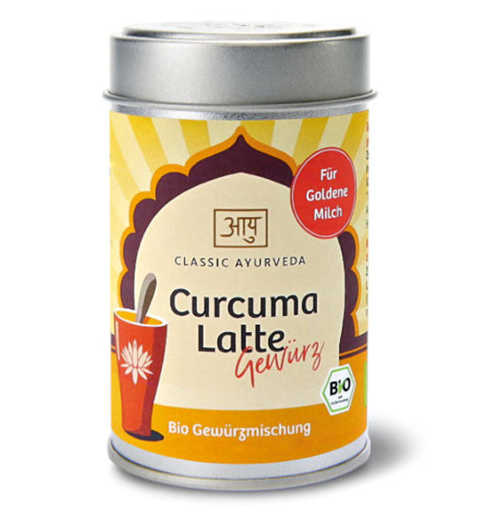 Golden milk curcuma latte