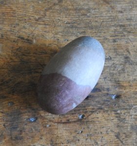 Shiv Lingam stone (10cm)