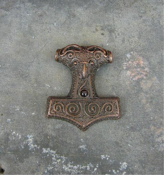Thor hammer Raven Head pendant (regular & deluxe)