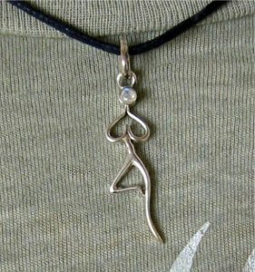 Yoga pendant Tree (925 silver)