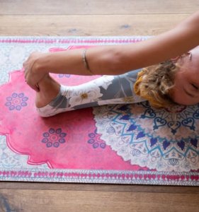 Yogamat rubber Flying carpet